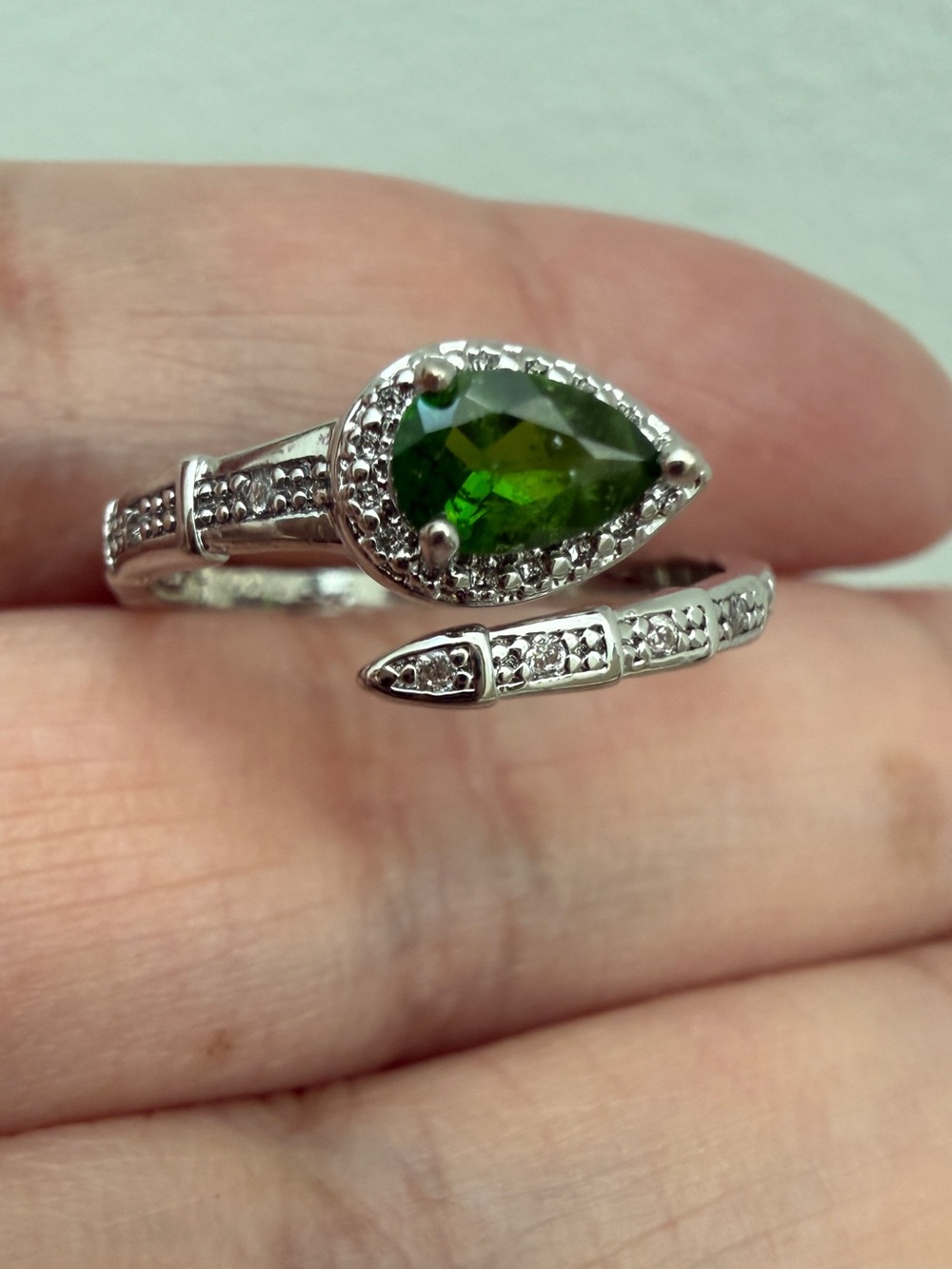 🔥Sale🔥Natural Chrome Diopside Adjustable bypass Ring in  Silver Green Gemstone